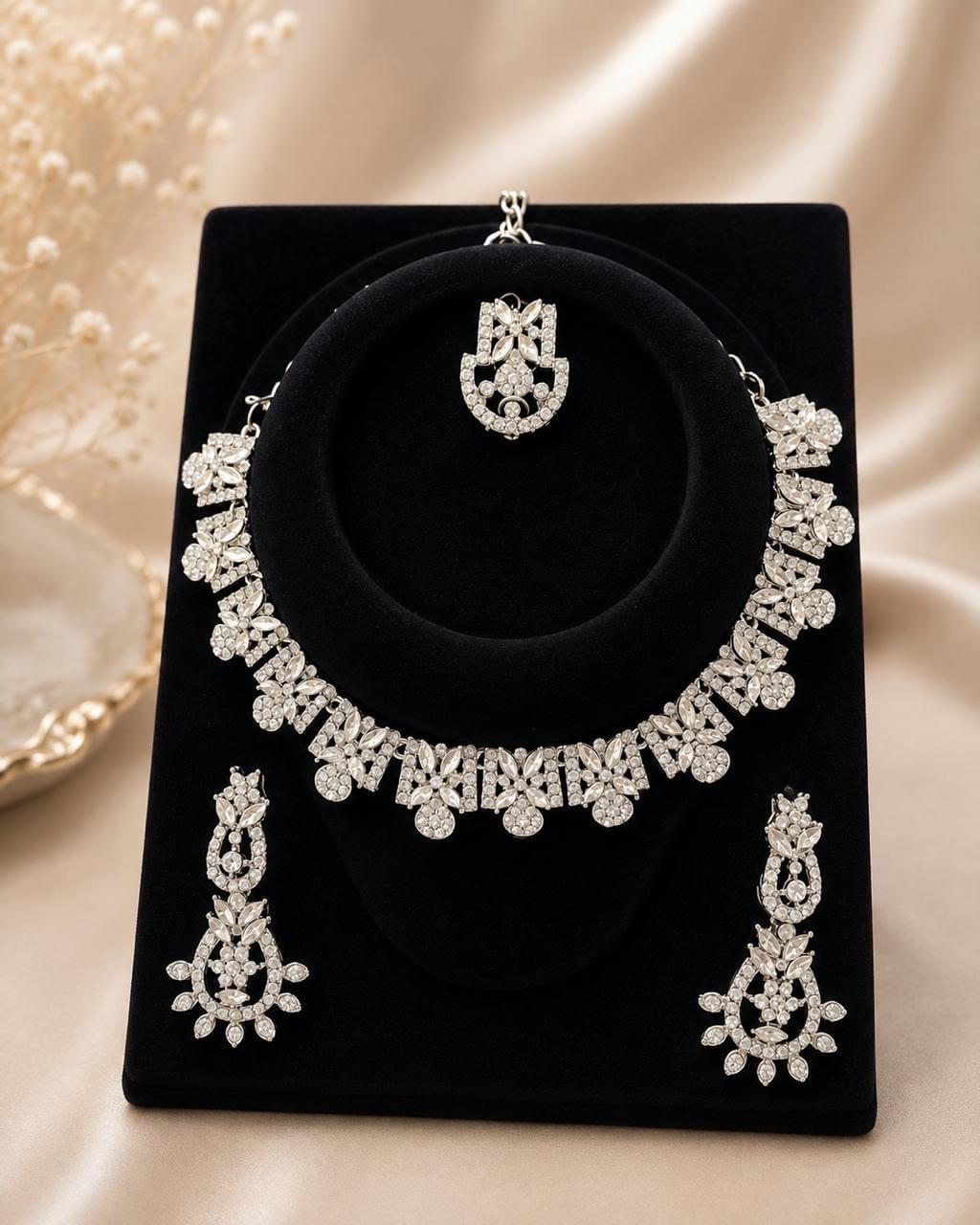 Floral Crystal Necklace & Earrings Set - Image 2