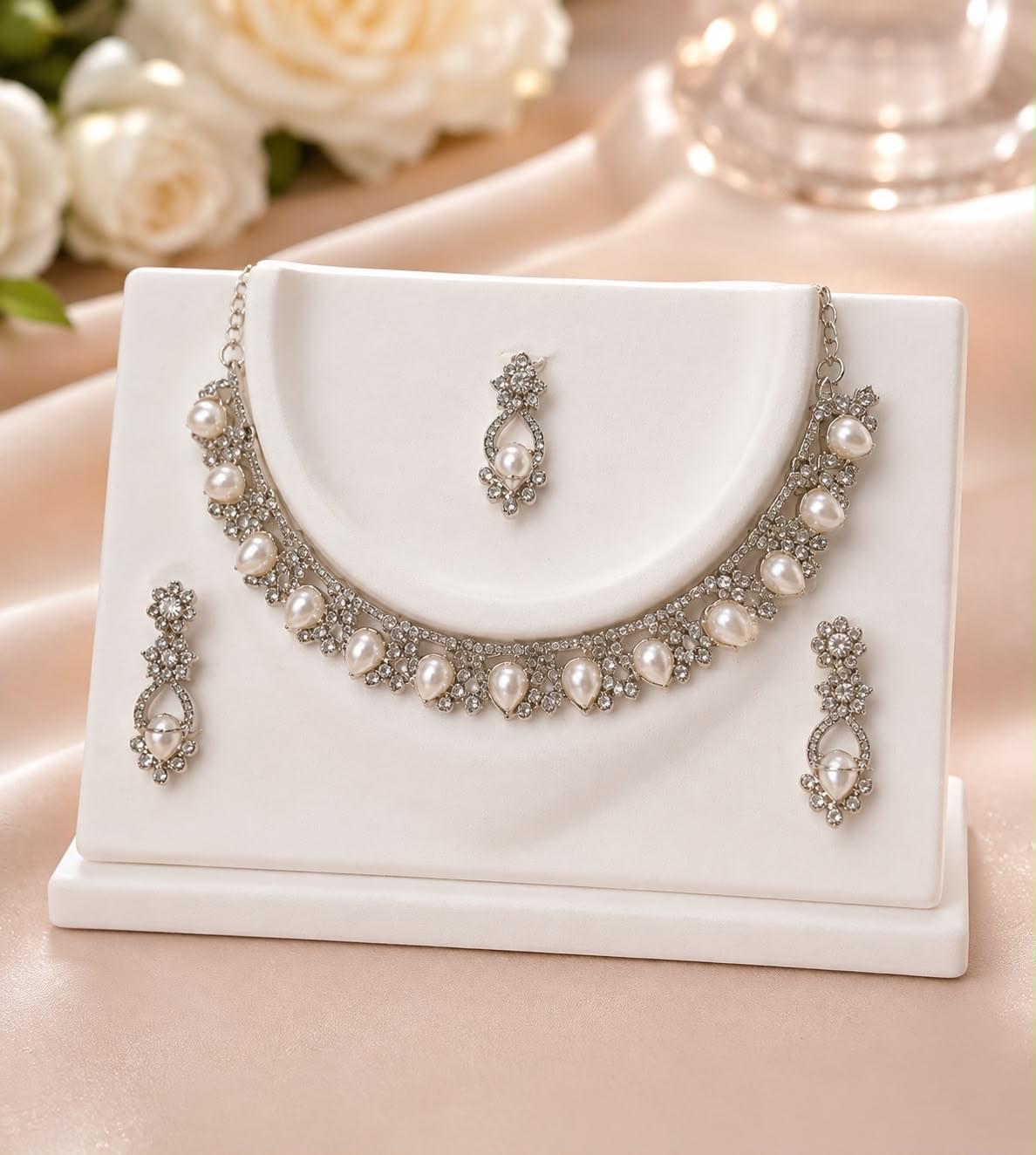 Floral Crystal Necklace & Earrings Set - Image 5
