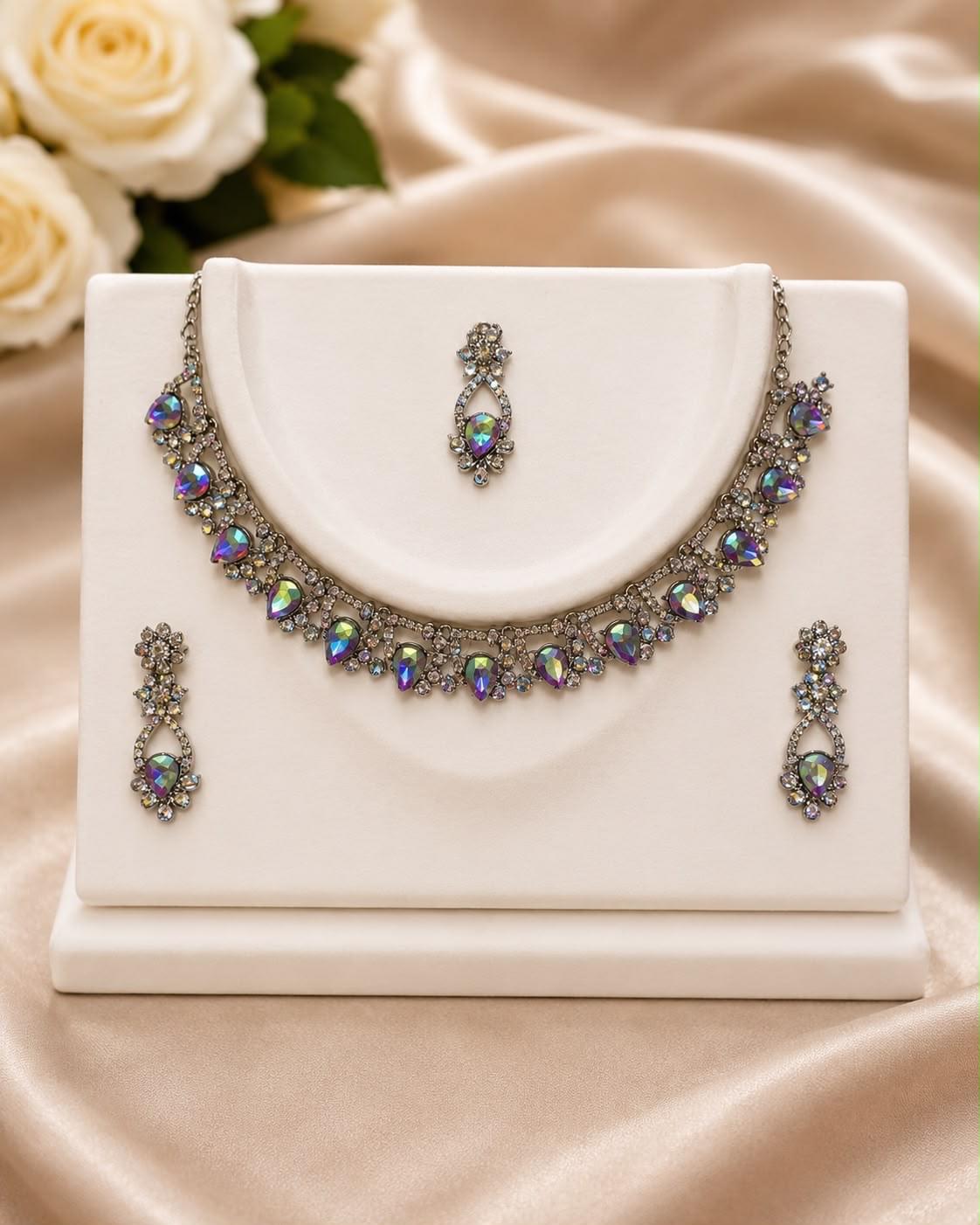 Floral Crystal Necklace & Earrings Set - Image 9